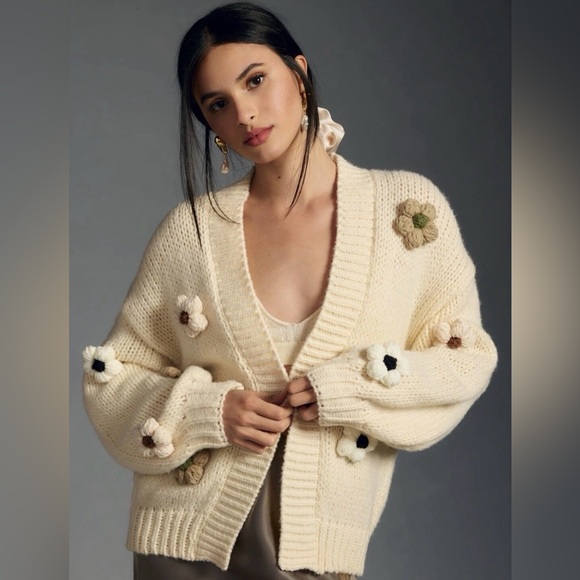 Anthropologie Sweaters - Anthropologie Maeve Chunky Knitted Cream 3D Floral Embellished Cardigan